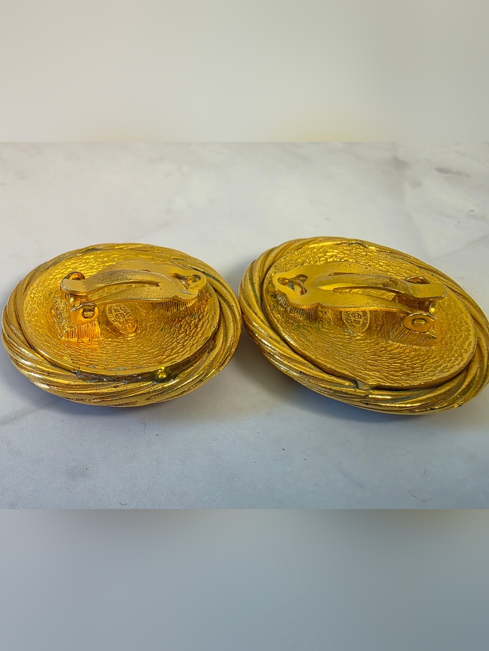 Chanel Vintage Rope Border CC Button Clip On Earrings - Picture 5 of 6